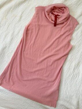 Vintage Ibiza Italian Couture Slinky Baby Pink Turtleneck Sleeveless Top ⭐️